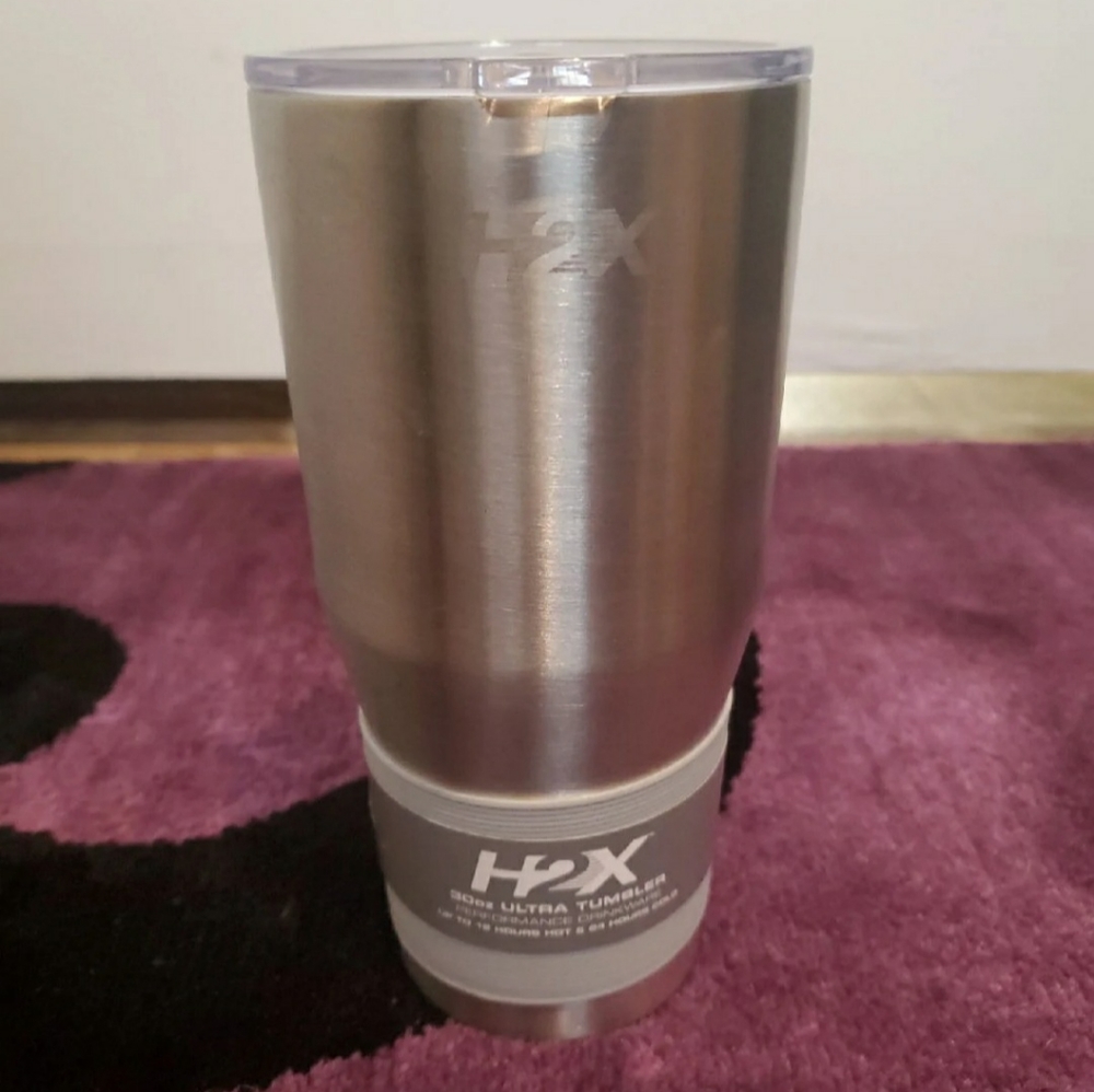 30 oz Stainless steel tumbler
